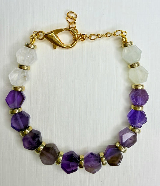 Pulsera de Amatista + Cuarzo Blanco Facetado Hexagonal