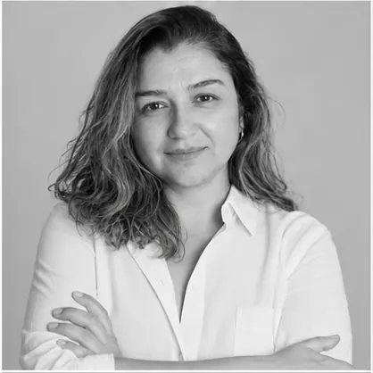 Lulu Omlu, terapeuta de tarot y reiki en Chile